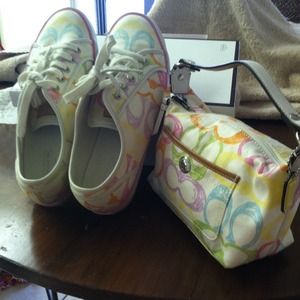 Authentic Coach signature set! 😊💗