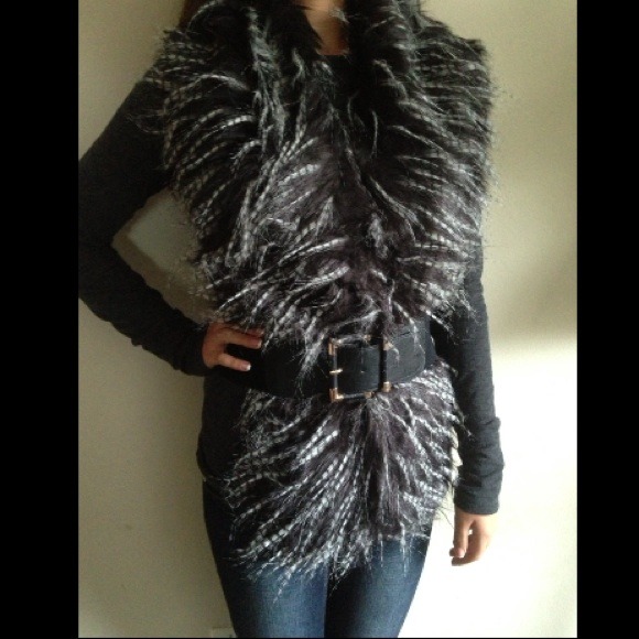 Furry wrap, full fur scarf