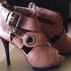 Boots - (RESERVED) Herstyle "Jerdena" Shoe Boots - (RESERVED) Herstyle "Jerdena" Shoe