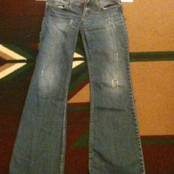 Long blue jeans