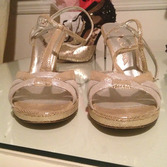 Nina evening shoes - Picture 7 of 8