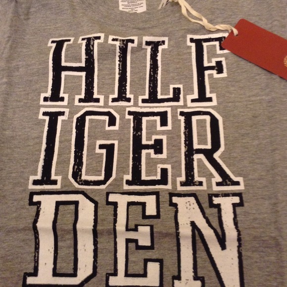 Perfect t-shirt for your man! HILFIGER denim sz S - Picture 3 of 3