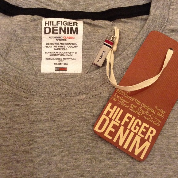 HILFIGER DENIM t-shirt for your man sizeXL - Picture 2 of 3
