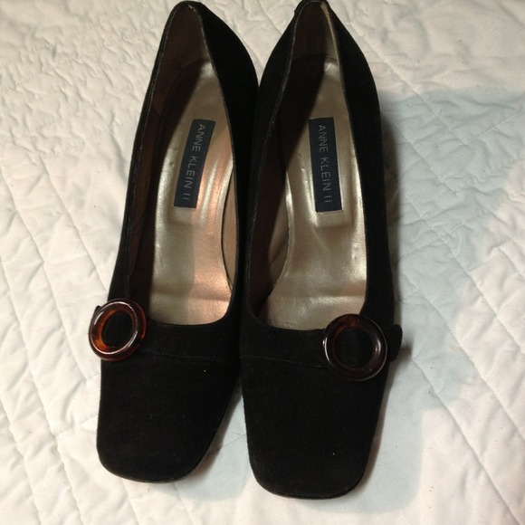 Anne Klein heels - Picture 2 of 4