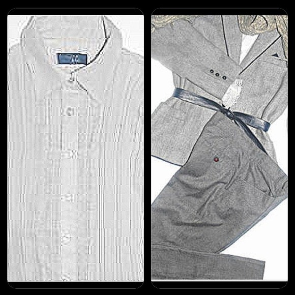 N.W."Rock Me Amadeus" Classic Lace Button Front