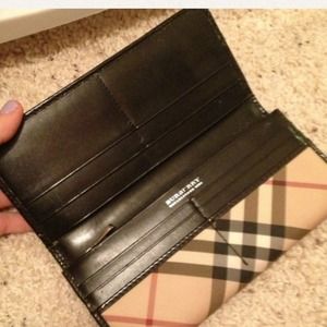 Burberry wallet