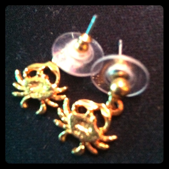 SOLD Cute crab earrings!