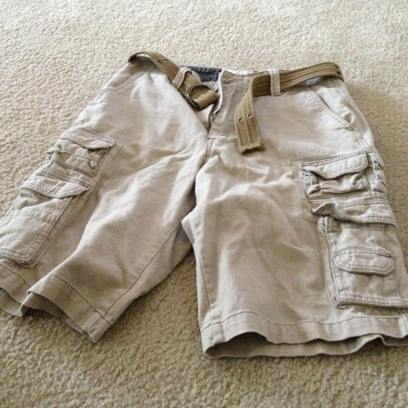 Men cargo shorts