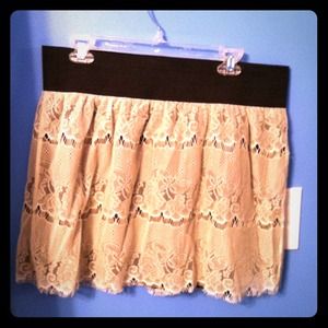 Lace skirt