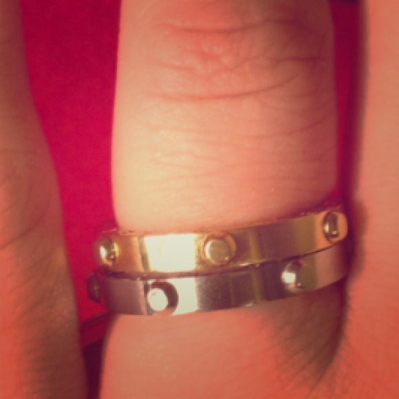 Authentic Michael Kors rings for @jenniferlove