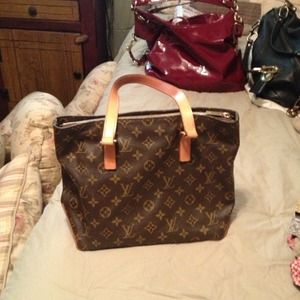 ✨Sold✨Lv piano bag. Excellent condition