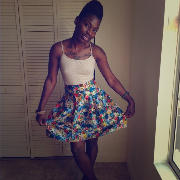 Vera Wang Lavender Label Silk Skirt