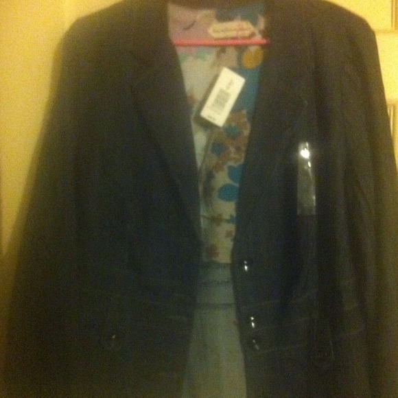 Stretchy denim jacket