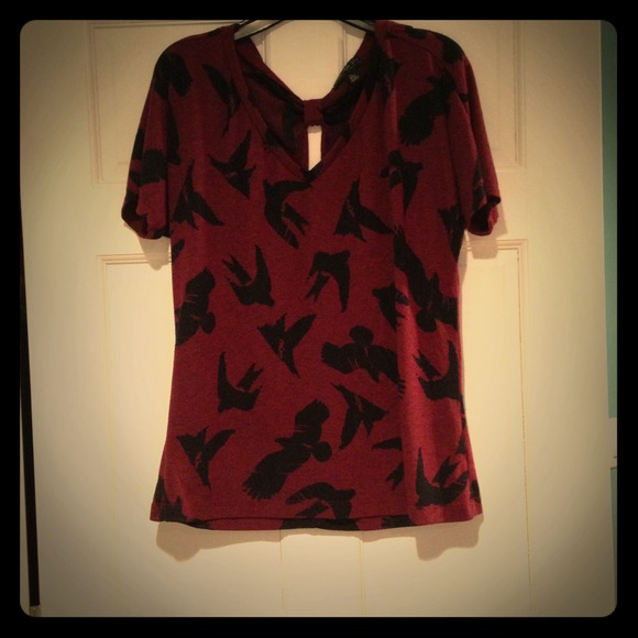 SOLD: Bird Top with Back Bow