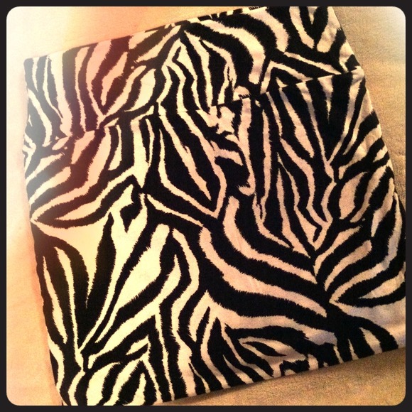 Zebra skirt