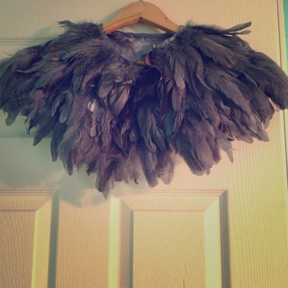 Feather Capelet