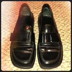 Prada authentic black leather loafers. 🌸