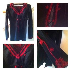 ❌SOLD❌ Lucky Brand Black and Red Tunic REDUCED