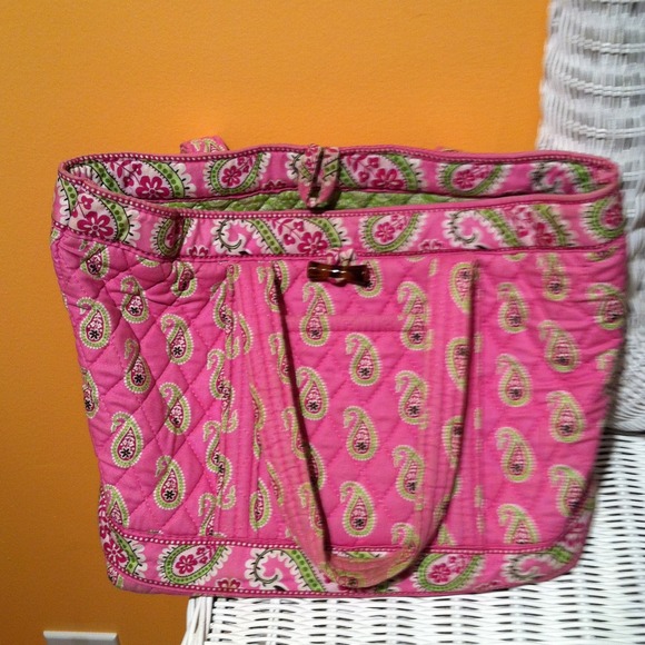 Vera Bradley pink bag