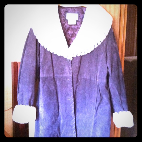 This is a 2X OBO of New York  blue  suede coat.