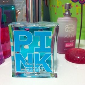 Victorias Secret fresh and clean perfume