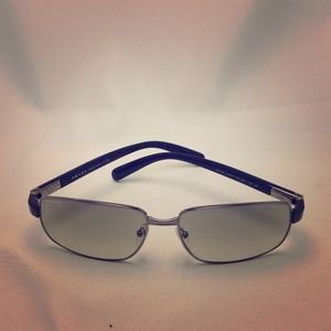 Prada sunglasses (PR52N)