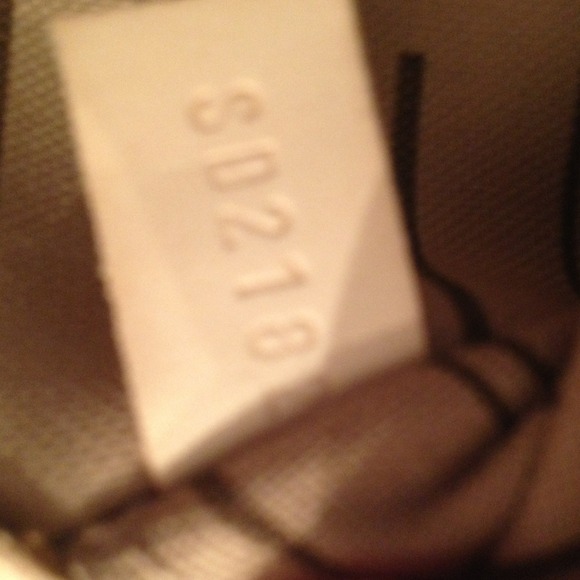 *SOLD* Authentic Louis Vuitton Neverfull GM - Picture 3 of 4