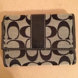 Coach wallet