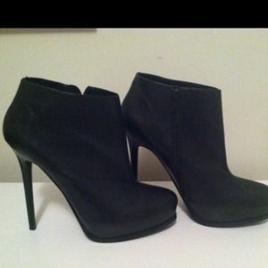 Reserved till Friday 💢