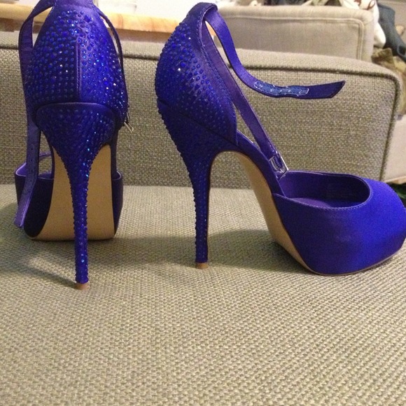 Ebay Bid starting @ $10. item # 290864441519. - Picture 3 of 4