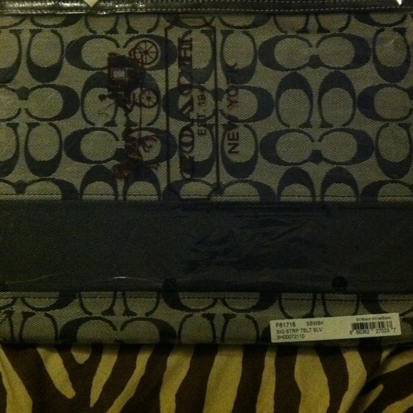 ❌SOLD❌Authentic Coach iPad/Tablet holder Black