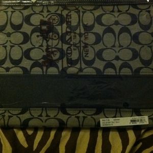 ❌SOLD❌Authentic Coach iPad/Tablet holder Black