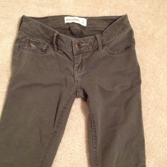 Girls gray Abercrombie jegging