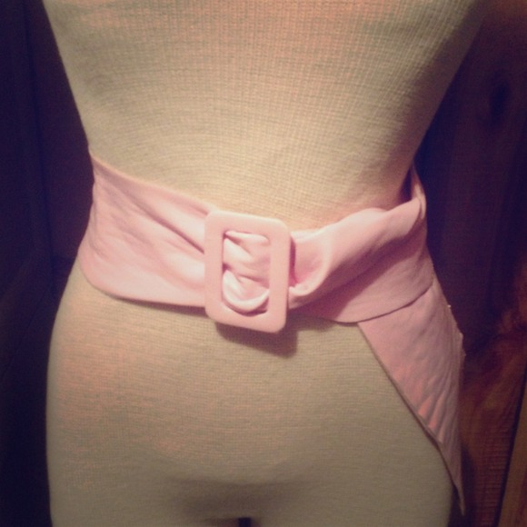 Thick pink belt