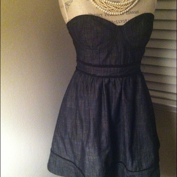 Forever 21 Dresses & Skirts - Strapless Denim Indigo Dress