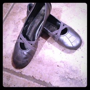 Silver and bronze shoes comfortable shoes!:)