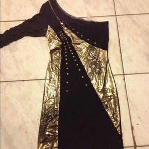 TRADED 🎀Black & Gold One Shoulder Party Dress🎀