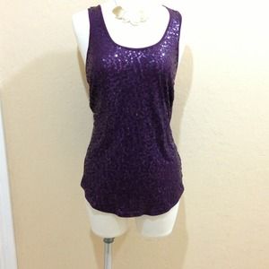 Beautiful plum tank Small