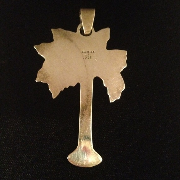 🔴SOLD🔴Sterling Silver Palm Tree pendant. Stamped - Picture 2 of 4