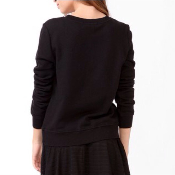 ❌SOLD IN BUNDLE❌heart sweater - Picture 4 of 4