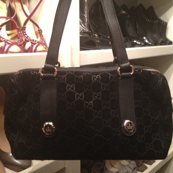 **HOLD**Authentic Gucci black suede purse