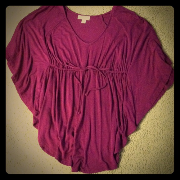 💢Sold💢Small Liz Lange flowy maternity top