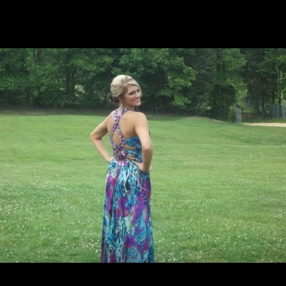 Dresses & Skirts - Prom dress