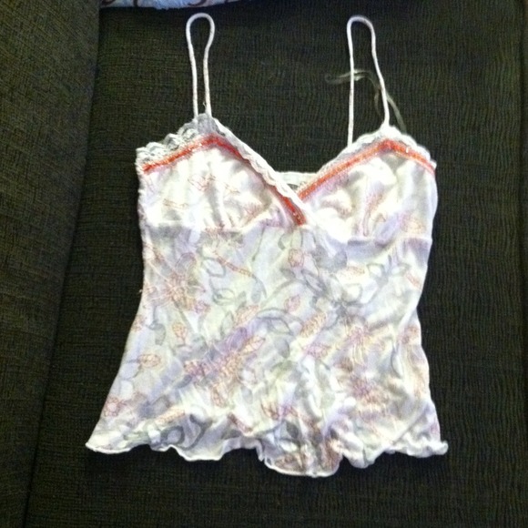 💢SOLD💢Medium Charlotte rouse white tank
