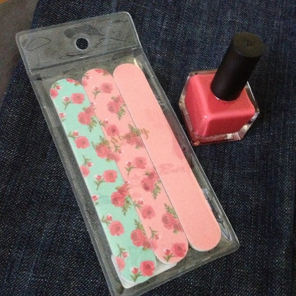Never used pack nail files and coral polish