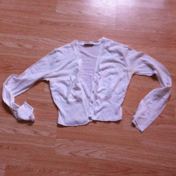 $$Sold$$Jcrew crop whit sweater