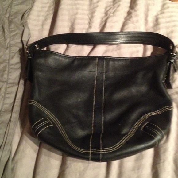 Black Coach hobo - Picture 1 of 2