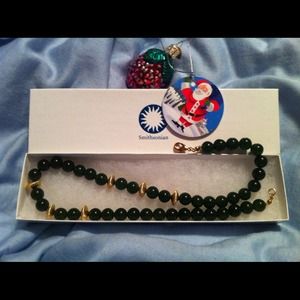 20" Jade & Gold Necklace