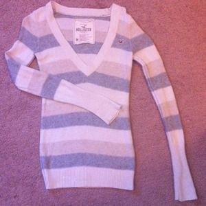 Hollister fluffy sweater