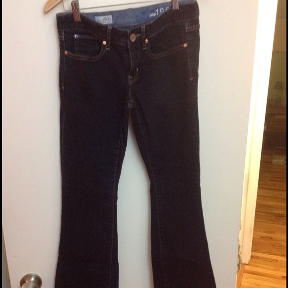NWOT - GAP 1969 Curvy Dark Wash Jeans - Picture 1 of 1